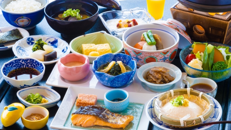 【一泊朝食付き】気ままに温泉♪朝は旅館のぬくもり朝ごはん